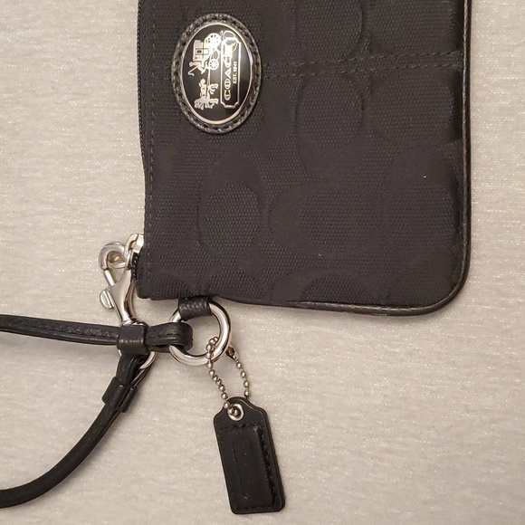 Coach Wristlet - Picture 2 of 5